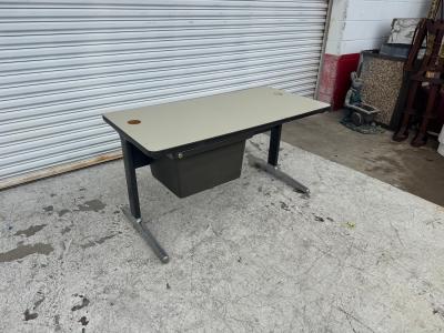 Herman Miller Herman Miller Desk
