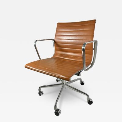 Herman Miller Herman Miller Eames Aluminum Group Office Chair in Caramel Leather