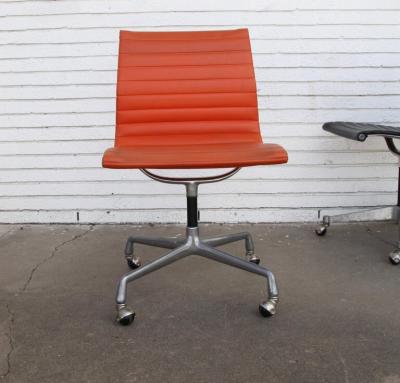 Herman Miller One Charles Eames Herman Miller Aluminum Group Chair