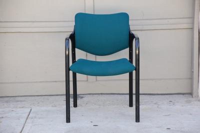 Herman Miller Set of 4 modern dining chairs by Mark Goetz for Herman Miller