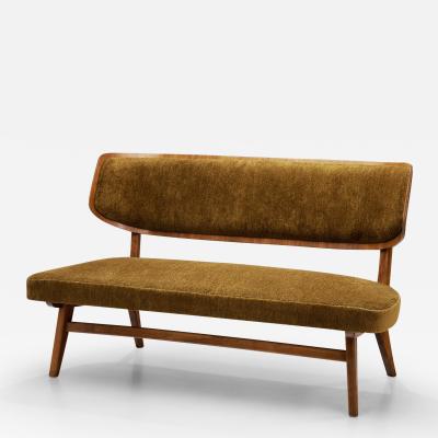 Herta Maria Witzemann Herta Maria Witzemann Settee for Sch rle G lz Stuttgart Germany 1950s