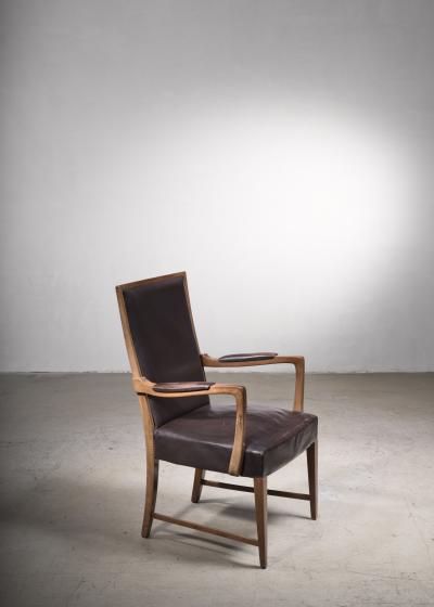 High back side chair with leather seating Austria