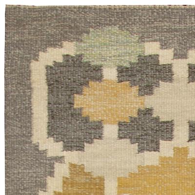 High quality Mid 20th century Swedish Rug by Ingegerd Silow