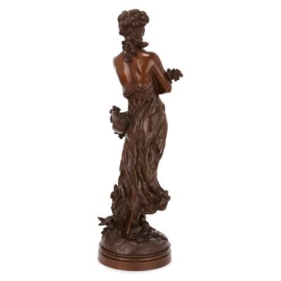 Hippolyte Fran ois Moreau 19th Century bronze sculpture of a lady by Moreau
