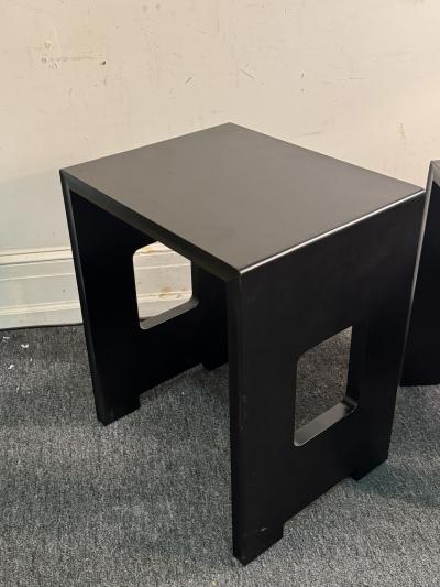 Holly Hunt BLACK MODERNIST TRIO OF NESTING TABLES DESIGNED BY HOLLY HUNT