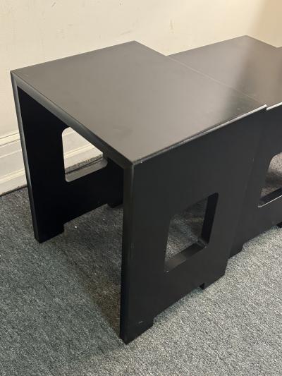 Holly Hunt BLACK MODERNIST TRIO OF NESTING TABLES DESIGNED BY HOLLY HUNT
