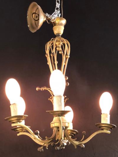 Hollywood Regency Balloon Shaped Chandelier Metal Paint Decorated with 5 Arms