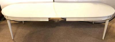 Hollywood Regency Dining Table in Gray Lacquered Bronze Mounted Finish