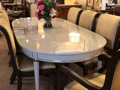 Hollywood Regency Dining Table in Gray Lacquered Bronze Mounted Finish