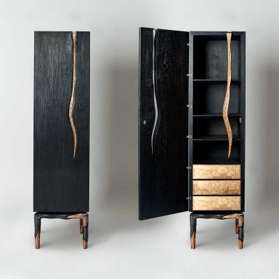 Hoon Moreau LA GRIFFE DU TEMPS II Bronze and sculpted oak cabinet