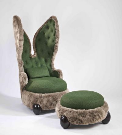 Hubert Le Gall Placid Rabbit Hugs Hubert LE GALL