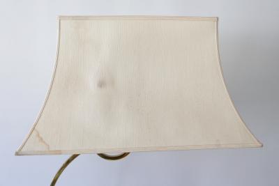Huge Modernist Brass Light Object or Table Lamp Bull by D Delo for Pragos Italy
