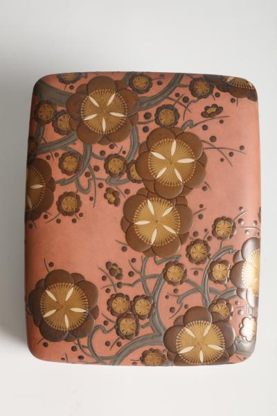 Hy kei and Jitaku Takamura Accessory Box with Prunus Blossom Design T 4891 