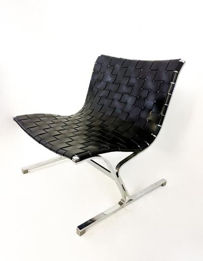 ICF De Padova Pair of Black Leather Chrome Lounge Chairs by Ross Littell for ICF