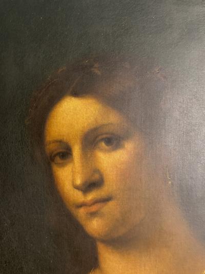 ITALIAN ANTIQUE PORTRAIT OF A WOMAN WITH ERMINE THROW