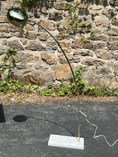 ITALIAN GOLDTONE METAL AND WHITE MARBLE ARCO FLOOR LAMP
