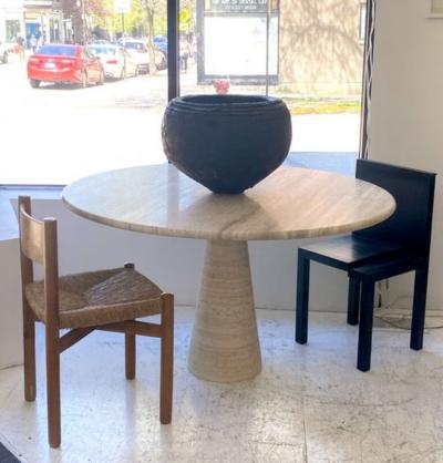 ITALIAN ROUND TRAVERTINE MARBLE DINING TABLE