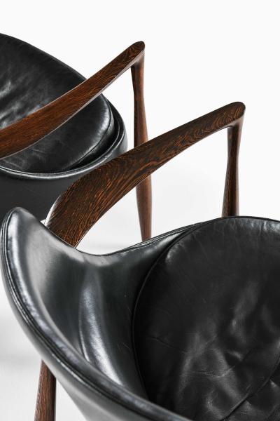 Ib Kofod Larsen Pair of Elizabeth Chairs in Weng and Leather by Ib Kofod Larsen 1956