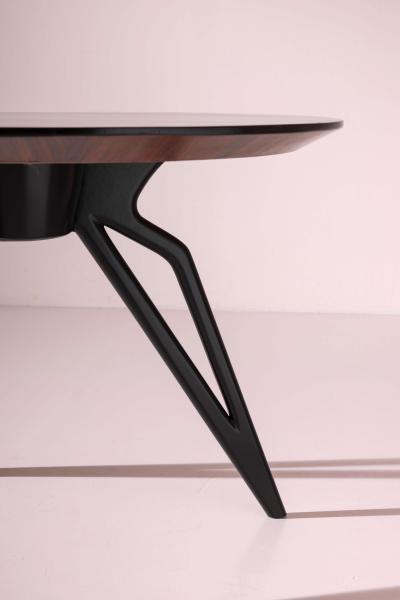 Ico Parisi Italian 1950s Round Dining Table with Sculptural Ebonised Star Base