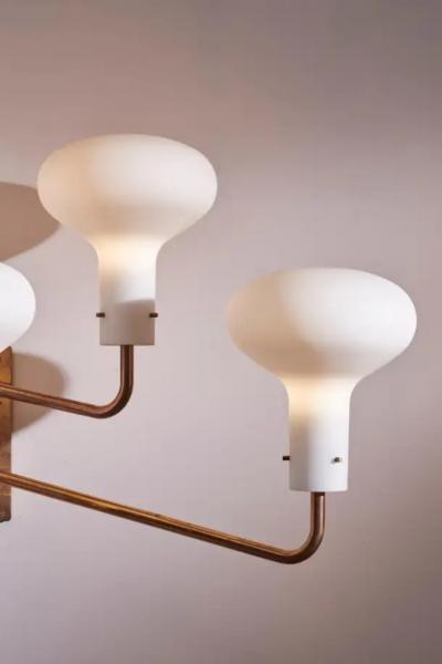 Ignazio Gardella Ignazio Gardella pair of Lp12 brass and glass wall lights for Azucena Italy 1959