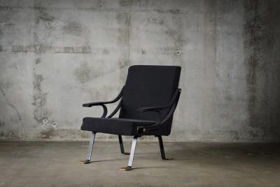 Ignazio Gardella Pair of Digamma Lounge Chairs