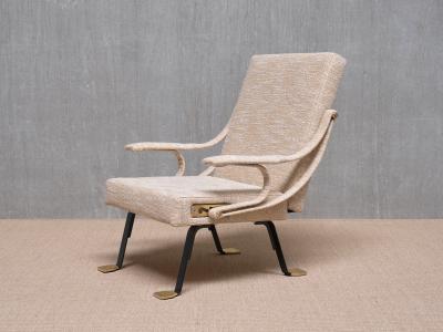 Ignazio Gardella Pair of Ignazia Gardella Digamma Armchairs in Beige M taphores Tweed 2025