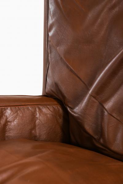 Illum Wikkels Easy Chair Model V11 Produced by Holger Christiansen