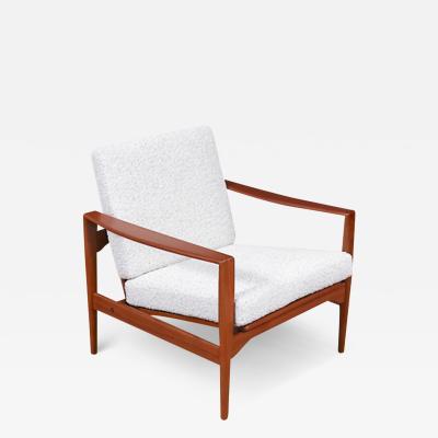 Illum Wikkels Illum WIkkelso Model EK Boucle Teak Lounge Chair