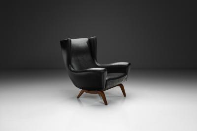 Illum Wikkels Model 110 Leather Armchair by Illum Wikkels for S ren Willadsen Denmark 1960s