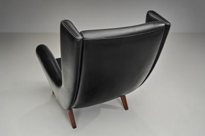 Illum Wikkels Model 110 Leather Armchair by Illum Wikkels for S ren Willadsen Denmark 1960s