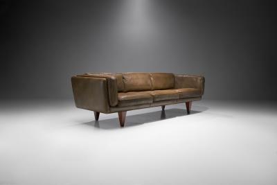 Illum Wikkels Model V11 Three Seater Leather Sofa by Illum Wikkels Denmark 1960s