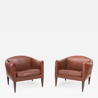 Illum Wikkels Pair of Illum Wikkels Leather Lounge Chairs