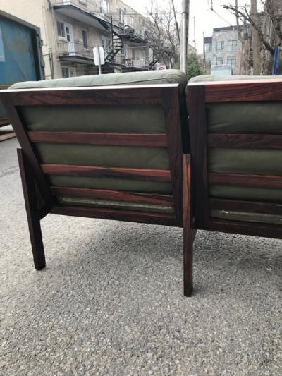 Illum Wikkels S 21 gret leather and hardwood sofa by Illum Wikkelso