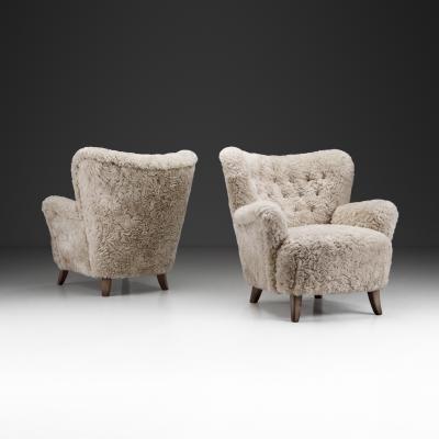 Ilmari Lappalainen Pair of Laila Armchairs by Ilmari Lappalainen Attr for Asko Finland 1950s