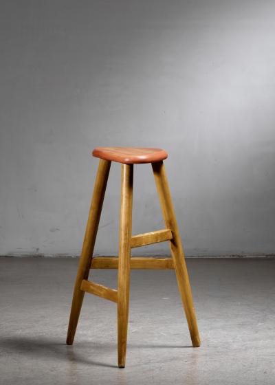 Ilmari Tapiovaara Ilmari Tapiovaara high stool