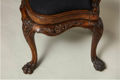 Important 18th Century Portuguese Chair
