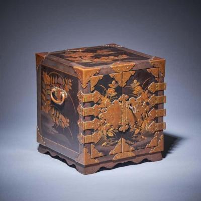 Important Early Edo Period 17th Century Miniature Japanese Lacquer Cabinet