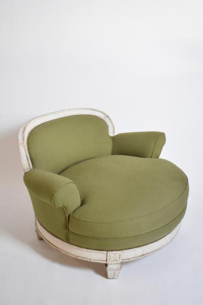 Important Louis XVI style armchair 1940s 