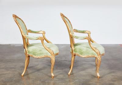 Important Pair of Georgian Gilt Armchairs