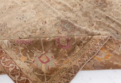 Indian Agra Rug Size Adjusted 