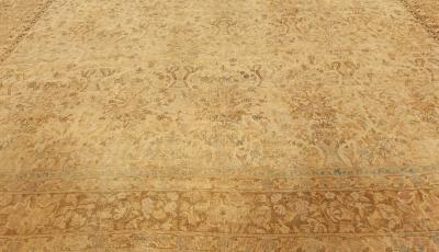 Indian Antique Handmade Wool Rug