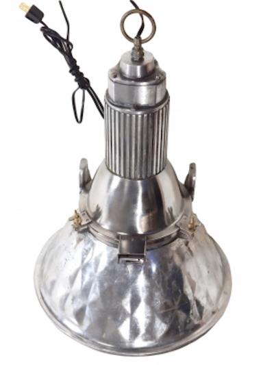 Industrial Hanging Fixtures