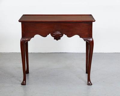 Irish Georgian Tea Table with Dished Tray Top