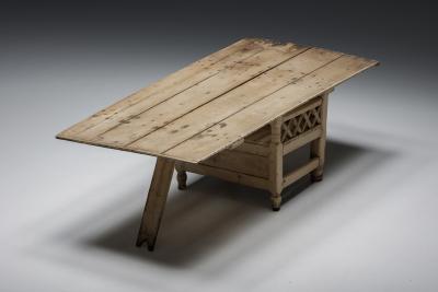 Irish Wooden Settle Chair 19th Century