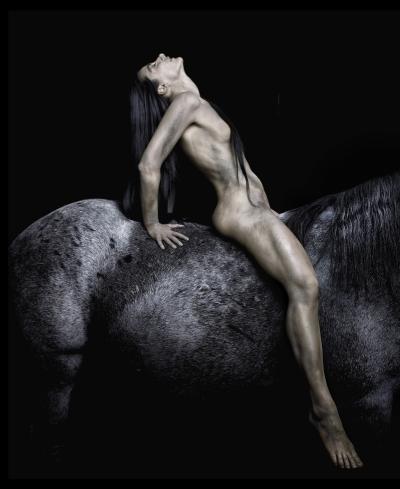 Isabelle van Zeijl Shoot for the Moon