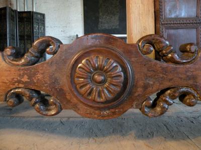 Italian 16th Century Renaissance Walnut Library Center Console Table