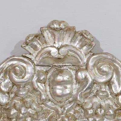 Italian 17th 18th Century Baroque Carved Wooden Silverleaf Mirror With Angels