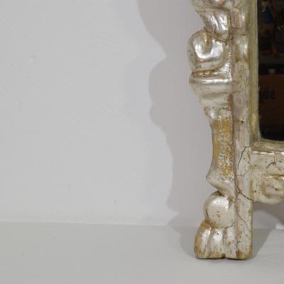 Italian 17th 18th Century Baroque Carved Wooden Silverleaf Mirror With Angels