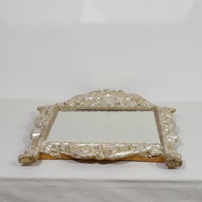 Italian 17th 18th Century Baroque Carved Wooden Silverleaf Mirror With Angels