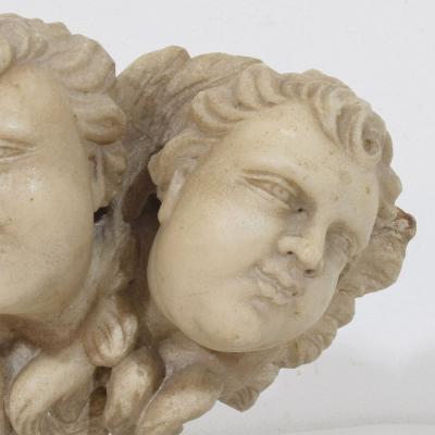 Italian 17th 18th Century Carved White Marble Winged Angel Heads Ornament